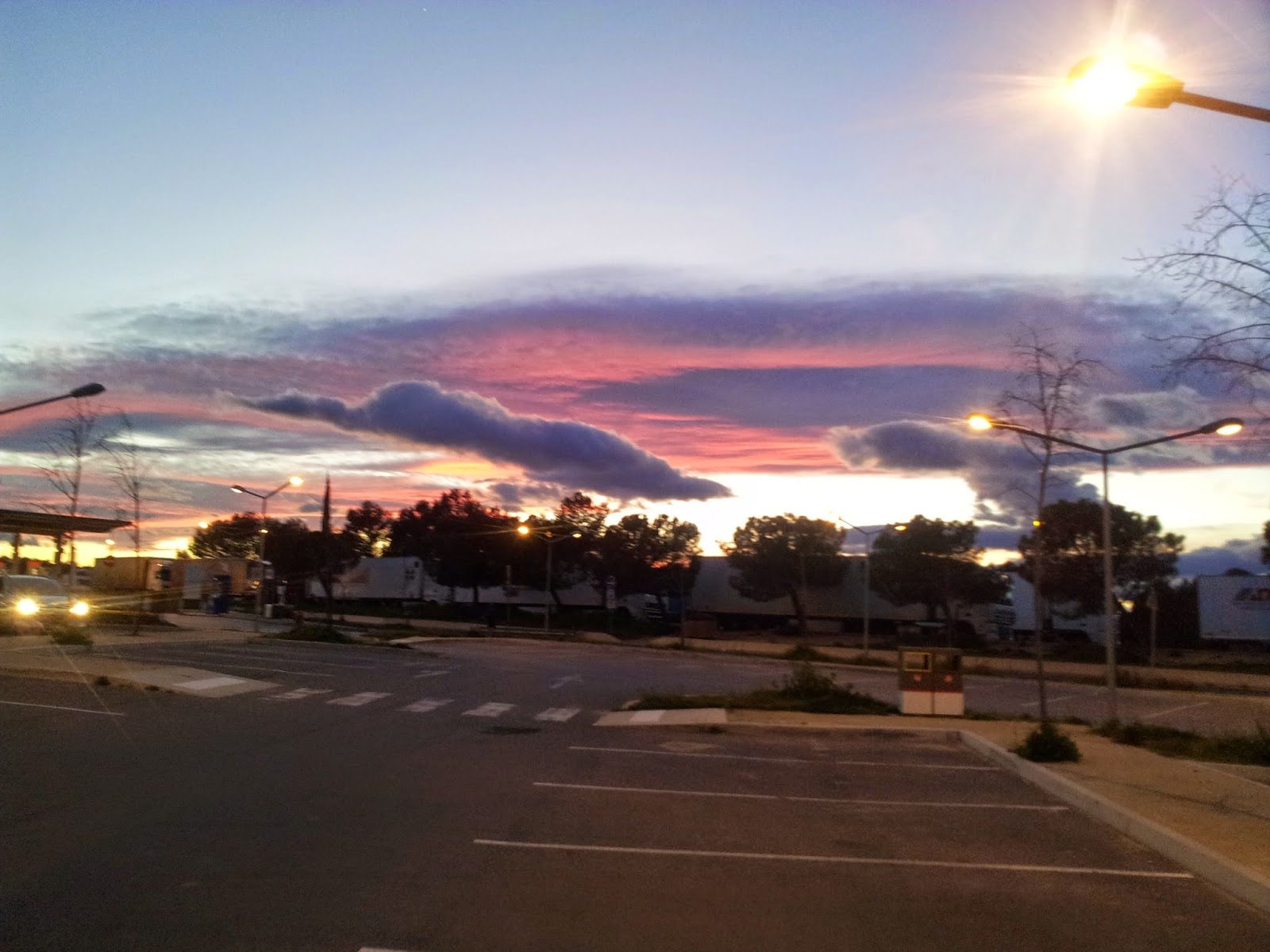 2015-03-282b18-21-26-8860381