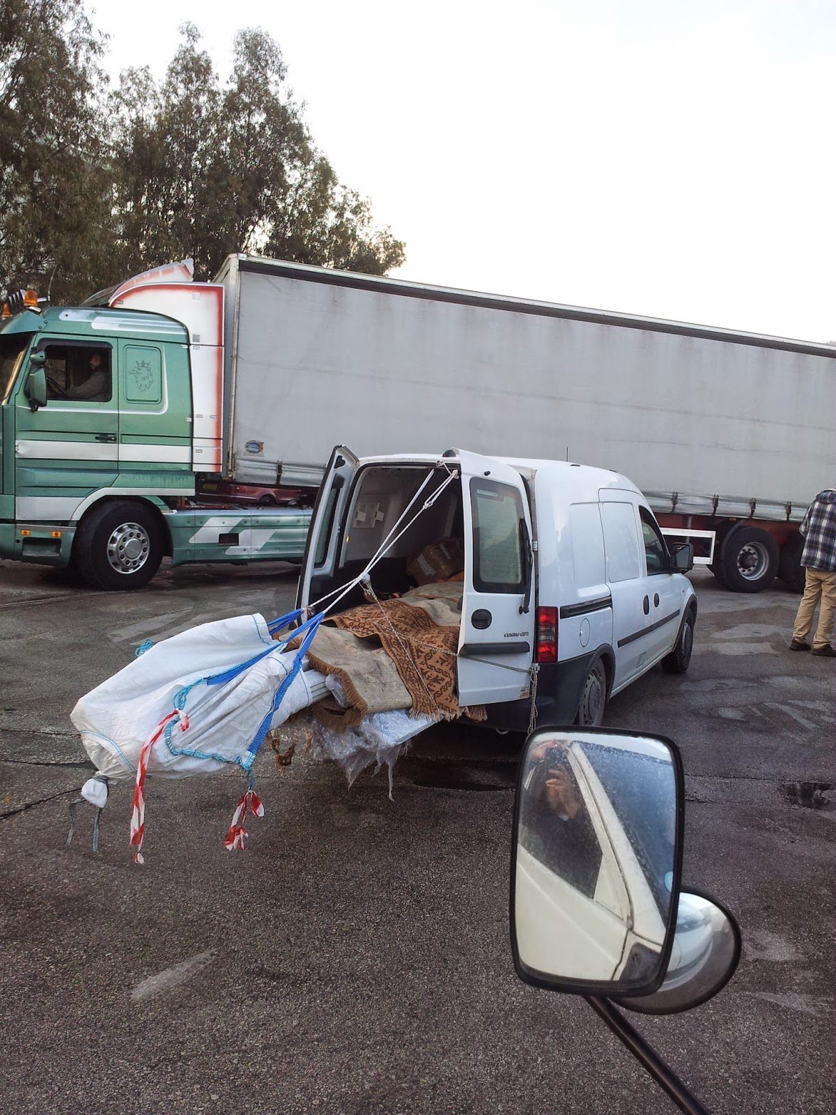 2015-04-022b07-53-12-8789766